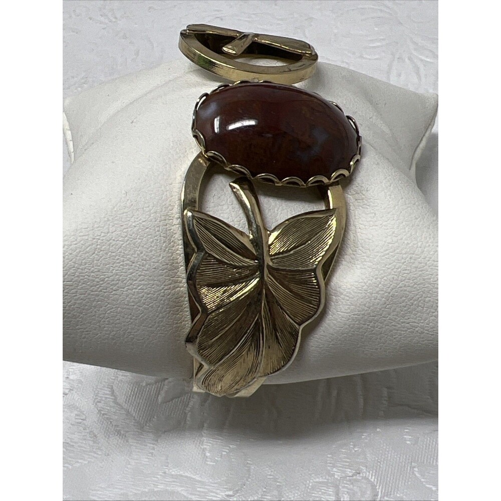 Brown Stone Wood Ivy Leaf Clamper Bracelet Gold Tone Leaves VTG Jewlery
